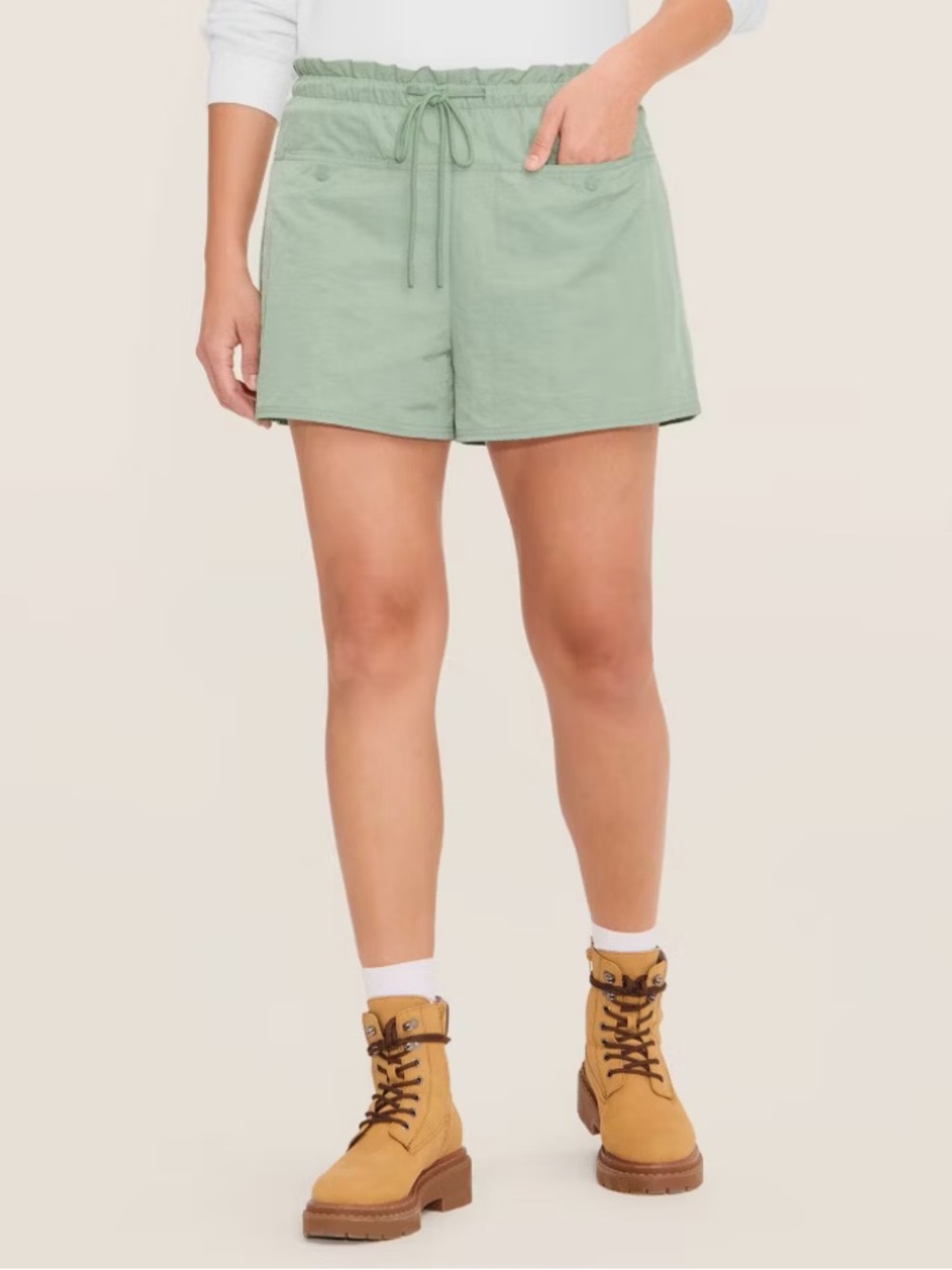 Woolrich Women’s Sage Green Elastic-Waist Cargo Shorts